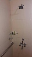 Hotel Kanoos Residency