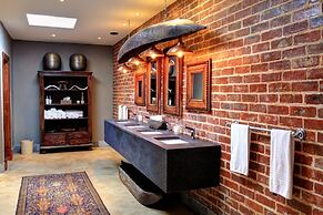 Botlierskop Private Game Reserve