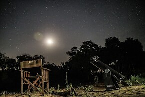 Rhino Post Safari Lodge