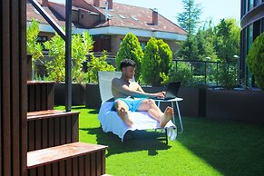 Jardines de Uleta Suites