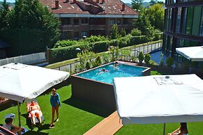 Jardines de Uleta Suites