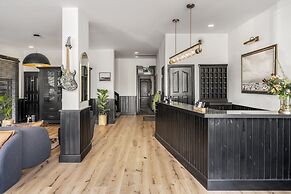 The New Port Hotel Tel Aviv