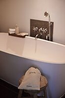 Nimb Hotel