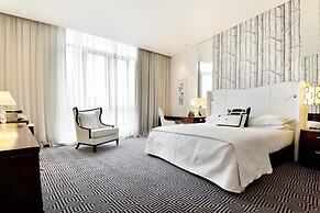 Davinci Hotel And Suites On Nelson Mandela Square