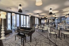 Davinci Hotel And Suites On Nelson Mandela Square