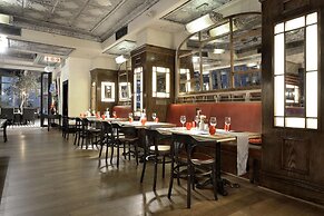 Davinci Hotel And Suites On Nelson Mandela Square