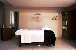 Davinci Hotel And Suites On Nelson Mandela Square