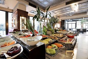 Davinci Hotel And Suites On Nelson Mandela Square