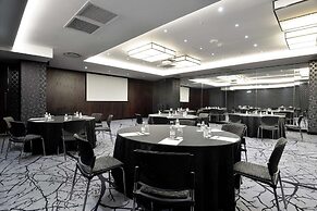 Davinci Hotel And Suites On Nelson Mandela Square