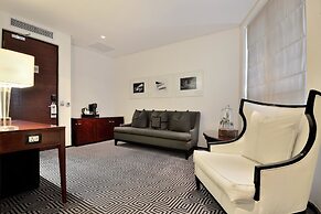 Davinci Hotel And Suites On Nelson Mandela Square