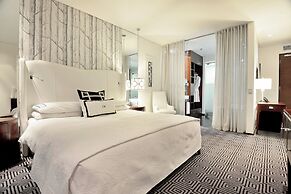 Davinci Hotel And Suites On Nelson Mandela Square