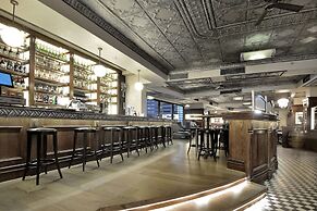 Davinci Hotel And Suites On Nelson Mandela Square