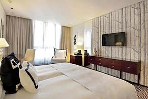 Davinci Hotel And Suites On Nelson Mandela Square