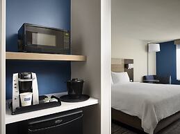 Holiday Inn Express Hotel & Suites Peru - Lasalle Area by IHG