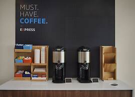 Holiday Inn Express Hotel & Suites Peru - Lasalle Area by IHG