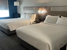 Holiday Inn Express Hotel & Suites RIPLEY, an IHG Hotel