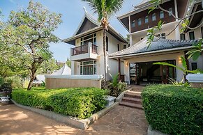 Anyavee Tubkaek Beach Resort