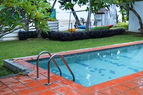 Anyavee Tubkaek Beach Resort