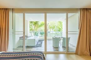 Anyavee Tubkaek Beach Resort