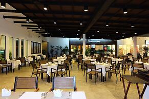 Nai Yang Beach Resort & Spa