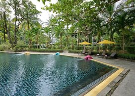 Nai Yang Beach Resort & Spa