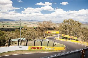 Rydges Mount Panorama Bathurst