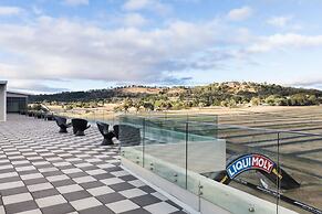 Rydges Mount Panorama Bathurst