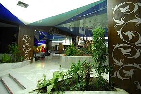 Chiraz Club - Families Only