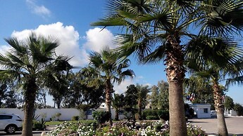 Chiraz Club - Families Only