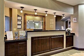 Magnolia Inn & Suites