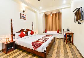 Hotel Laxmi Niwas