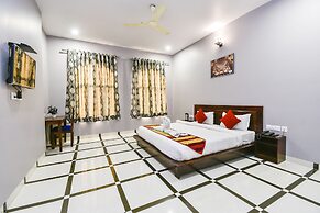 Hotel Laxmi Niwas