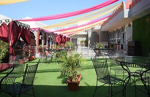Hotel Laxmi Niwas