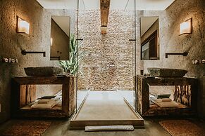 Kenoa Exclusive Beach SPA & Resort