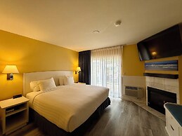 Monterey Bay Lodge