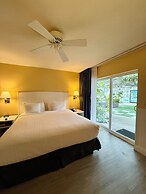 Monterey Bay Lodge