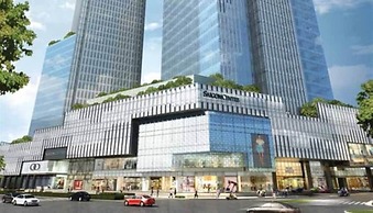 Happy Life Grand Hotel & Sky Bar