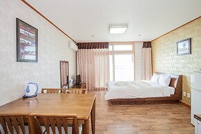 Ilsung Jeju Condo