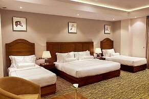 The Golden Ridge Hotel