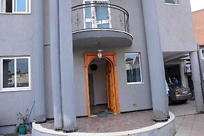 Dire Guest House
