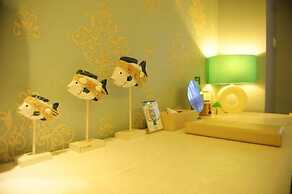 Chengdu Charm City Hotel