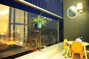 Chengdu Charm City Hotel