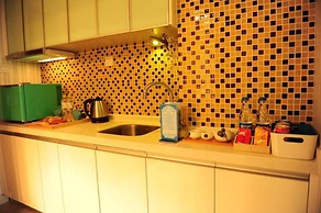 Chengdu Charm City Hotel