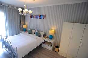 Chengdu Charm City Hotel