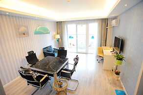 Chengdu Charm City Hotel