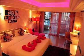 Chengdu Charm City Hotel