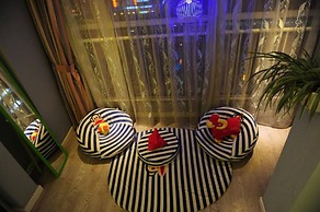 Chengdu Charm City Hotel