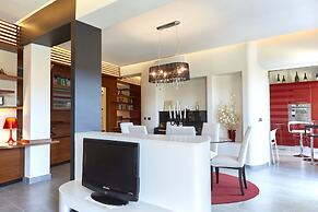 Vatican Luxury Penthouse With Terrace