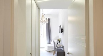 Raffaela's Suite & Rooms