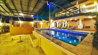 Summer Palace Hotspring Resort